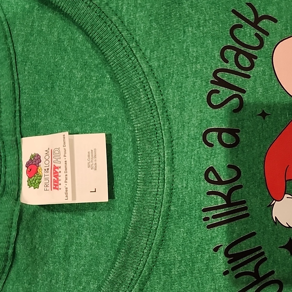⭐️ Lookin' Like a Snack Holiday Tee - Picture 4 of 4